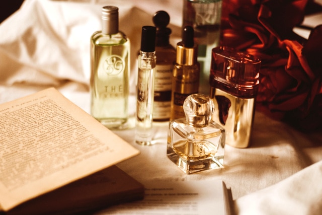 Crafting Your Perfumed Time Capsule